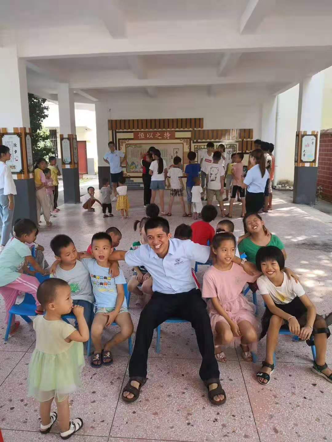 绿洲公司参加“童伴活动”